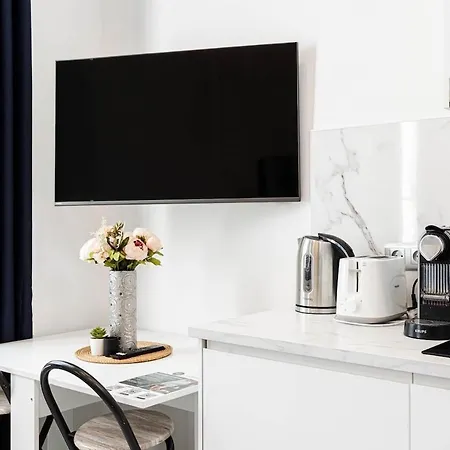 Modern Next To Roland Garros Stadium